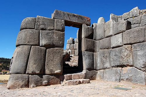 sacsayhuaman